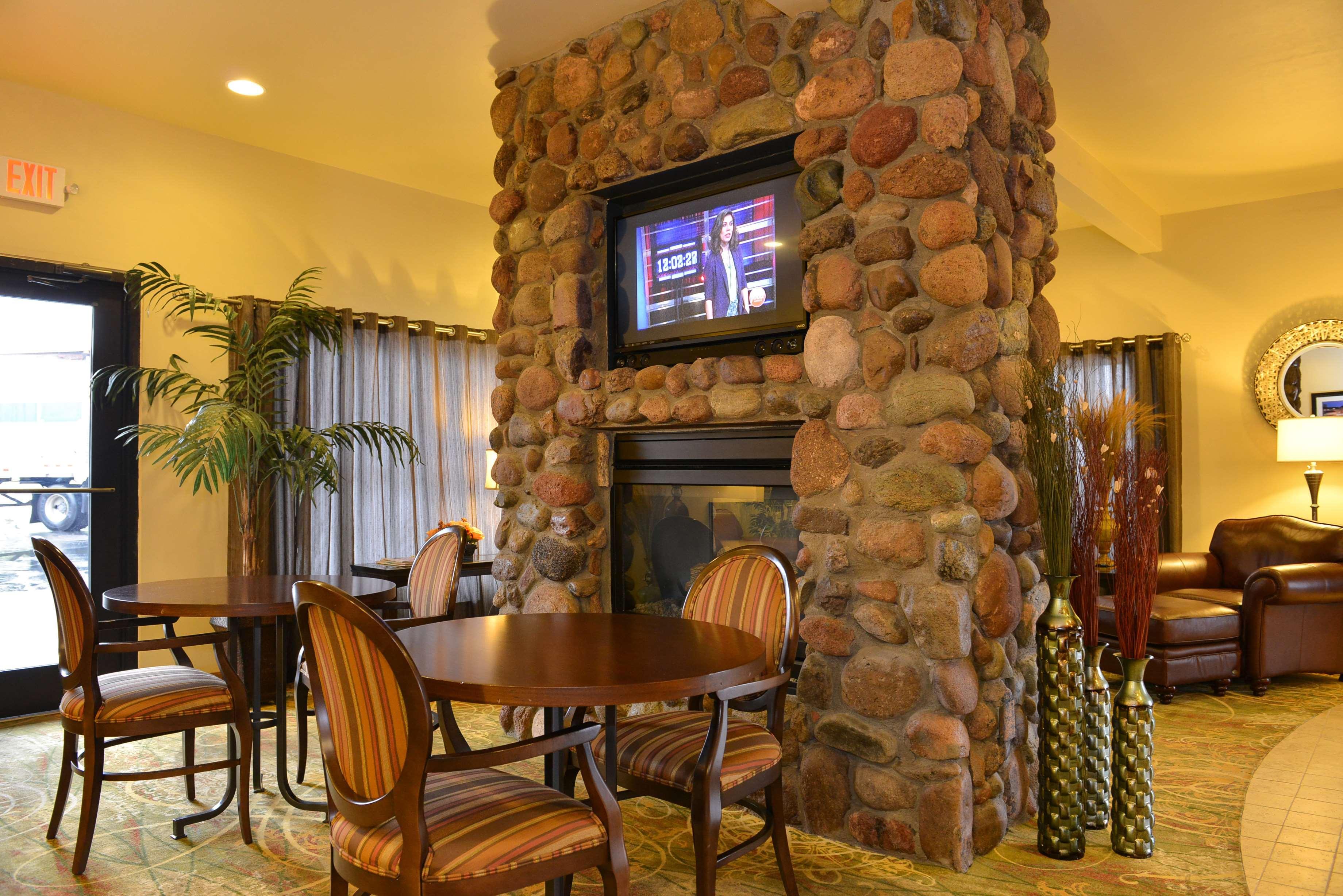 Western Swiss Clock Hotel 3*