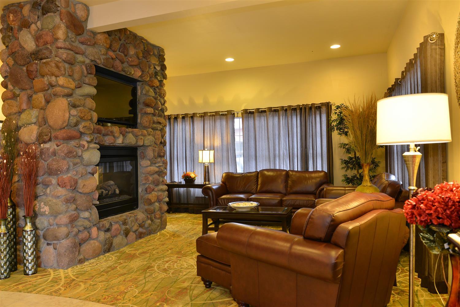 Hotel Western Swiss Clock Pecos