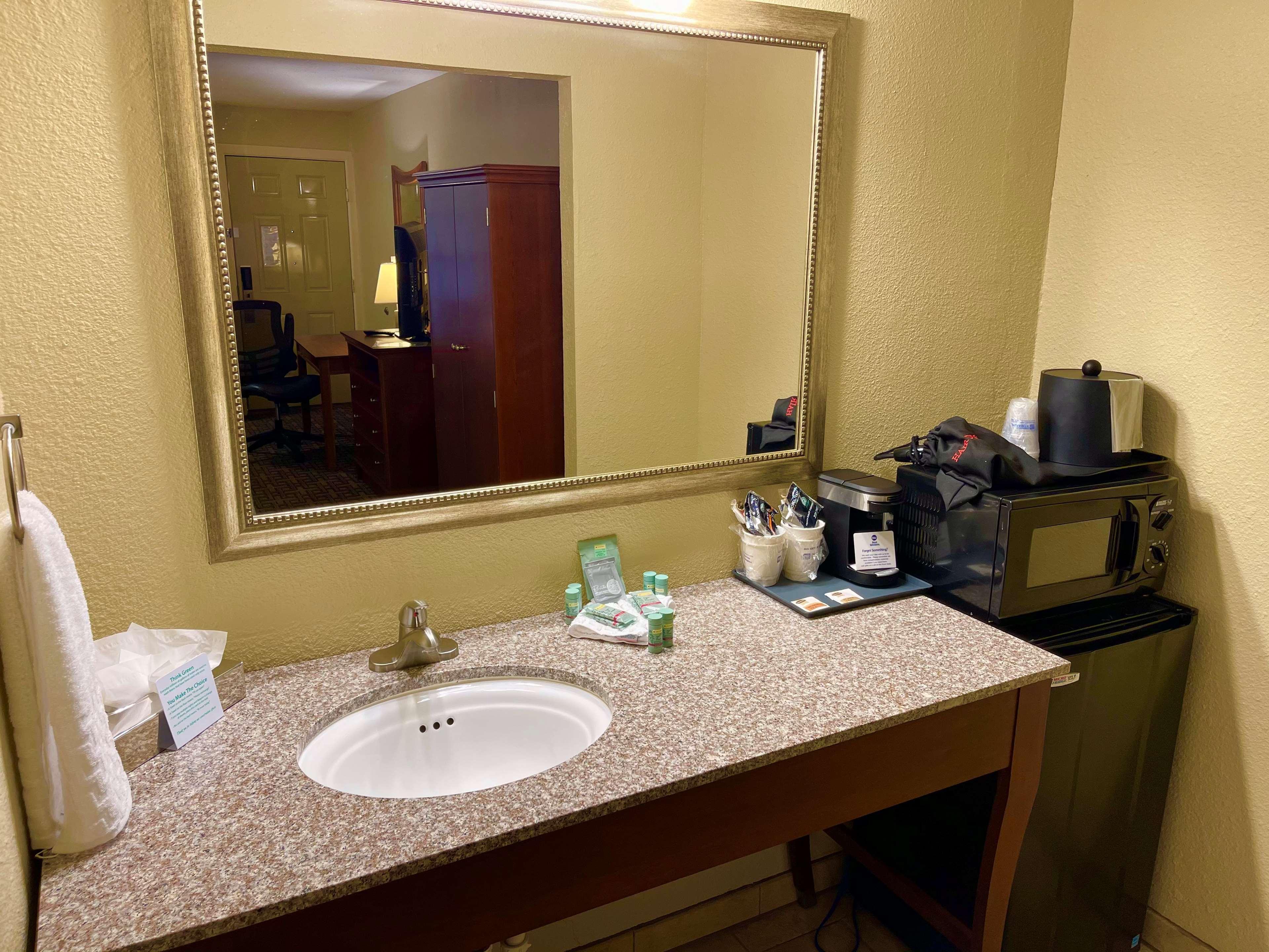 Hotel Western Swiss Clock 3*