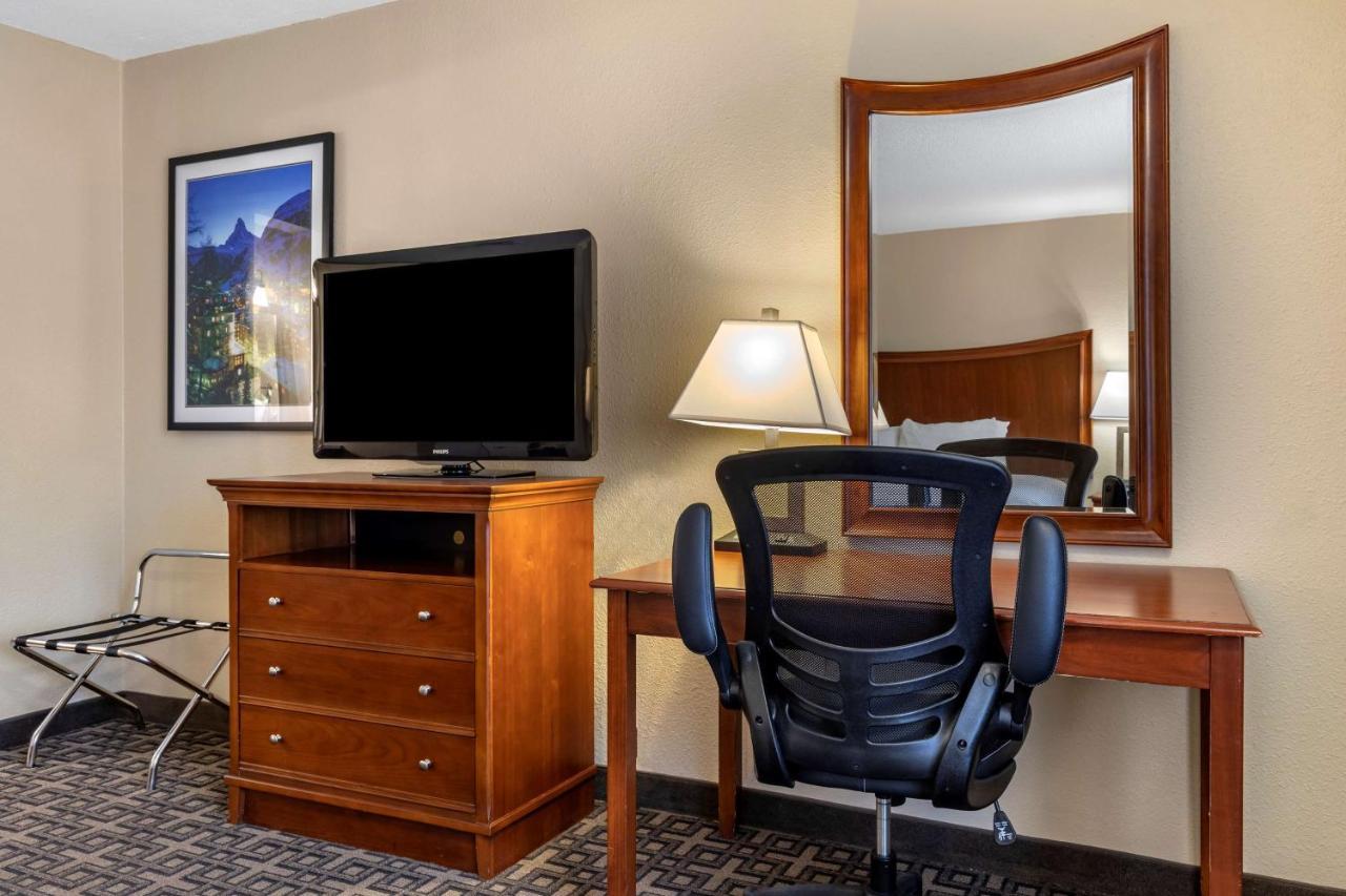 Hotel Best Western Swiss Clock Pecos